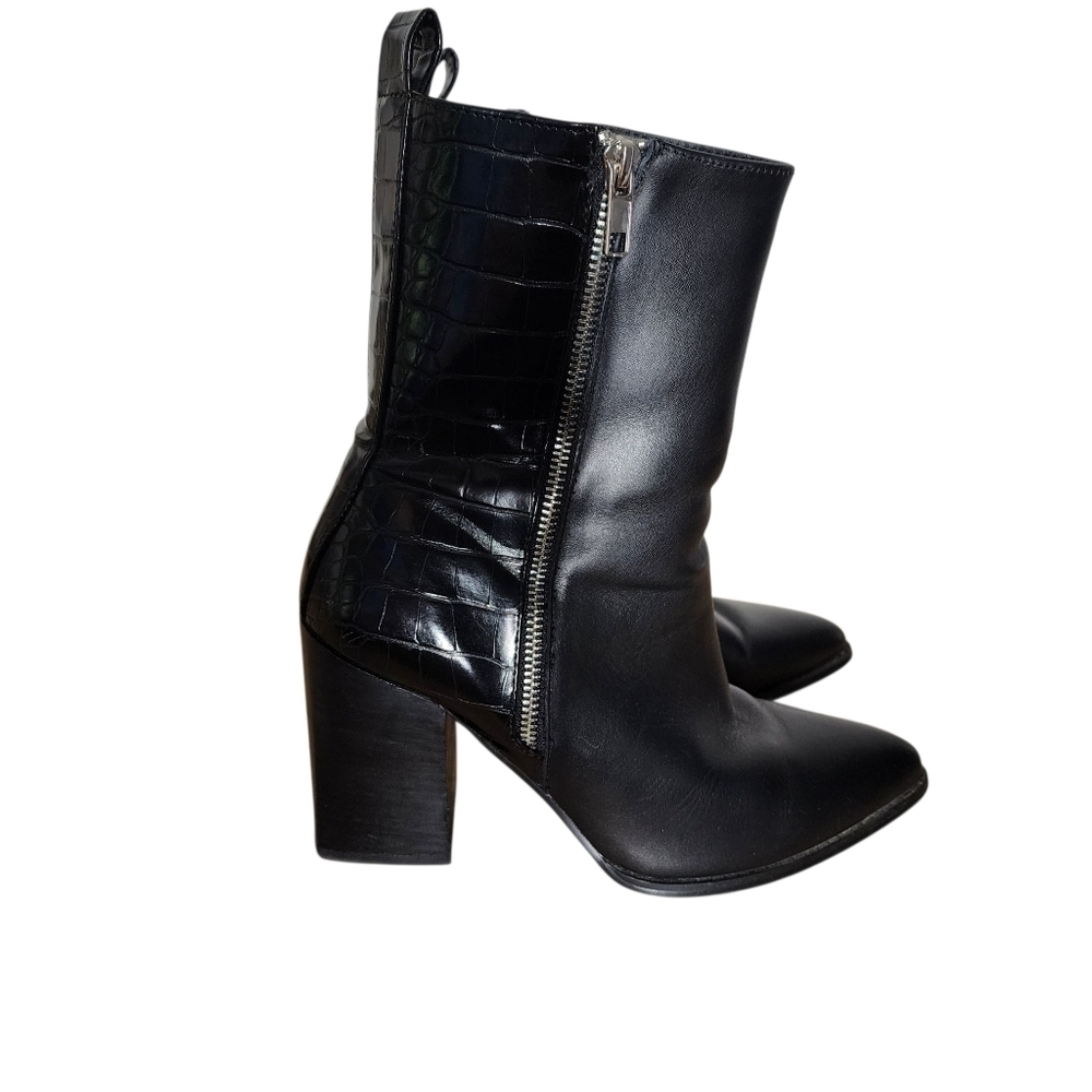 STEVE MADDEN REEGAN LEATHER/CROC-EMBOSSED ANKLE/CALF BOOT